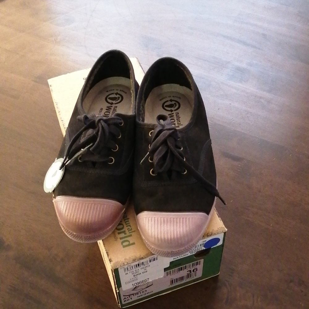Natural World Vegan Eco Friendly Sneakers#Clearance#Lastprice#No offer
